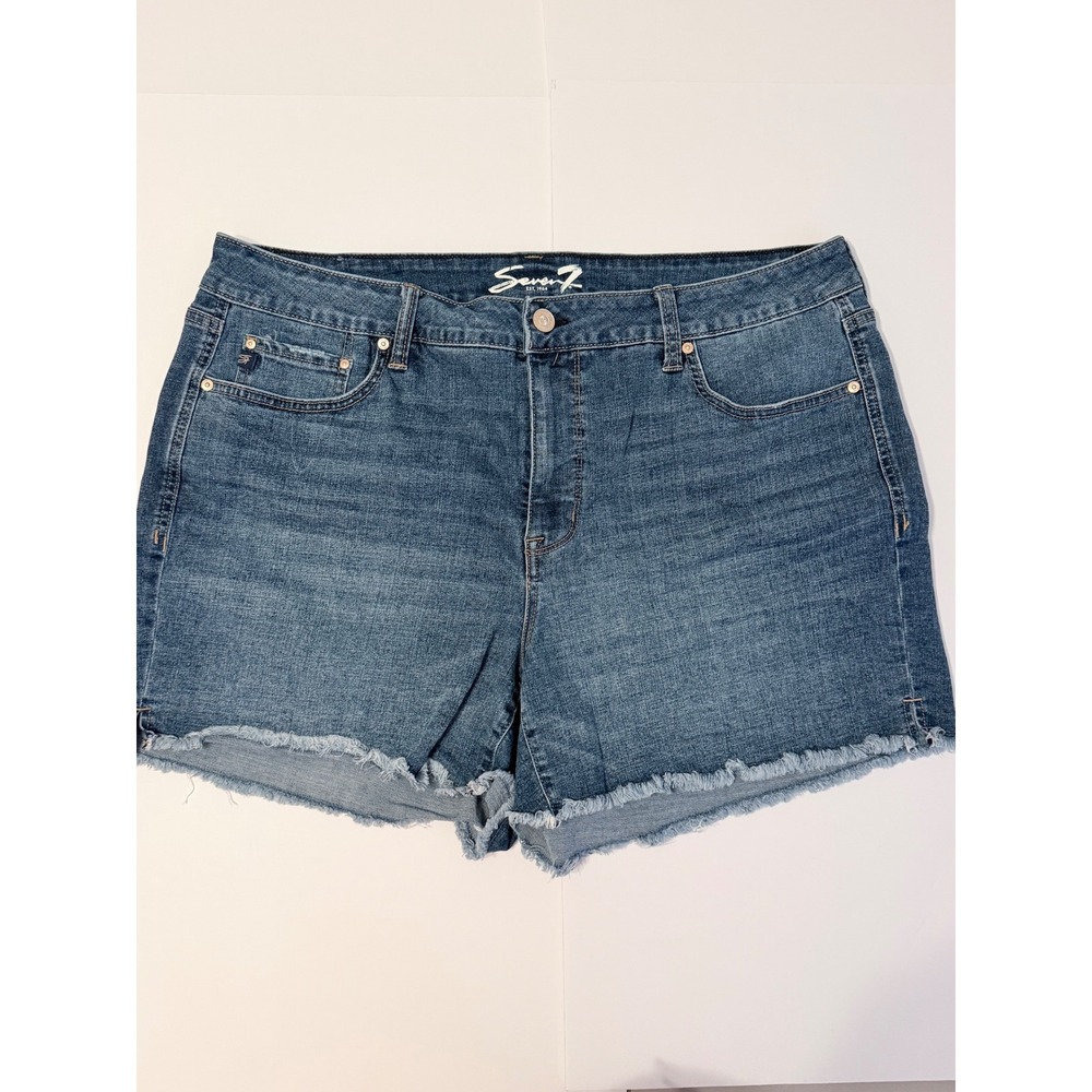 Seven7 Weekend Short Blue Denim Frayed Hem Shorts 18W Medium Wash